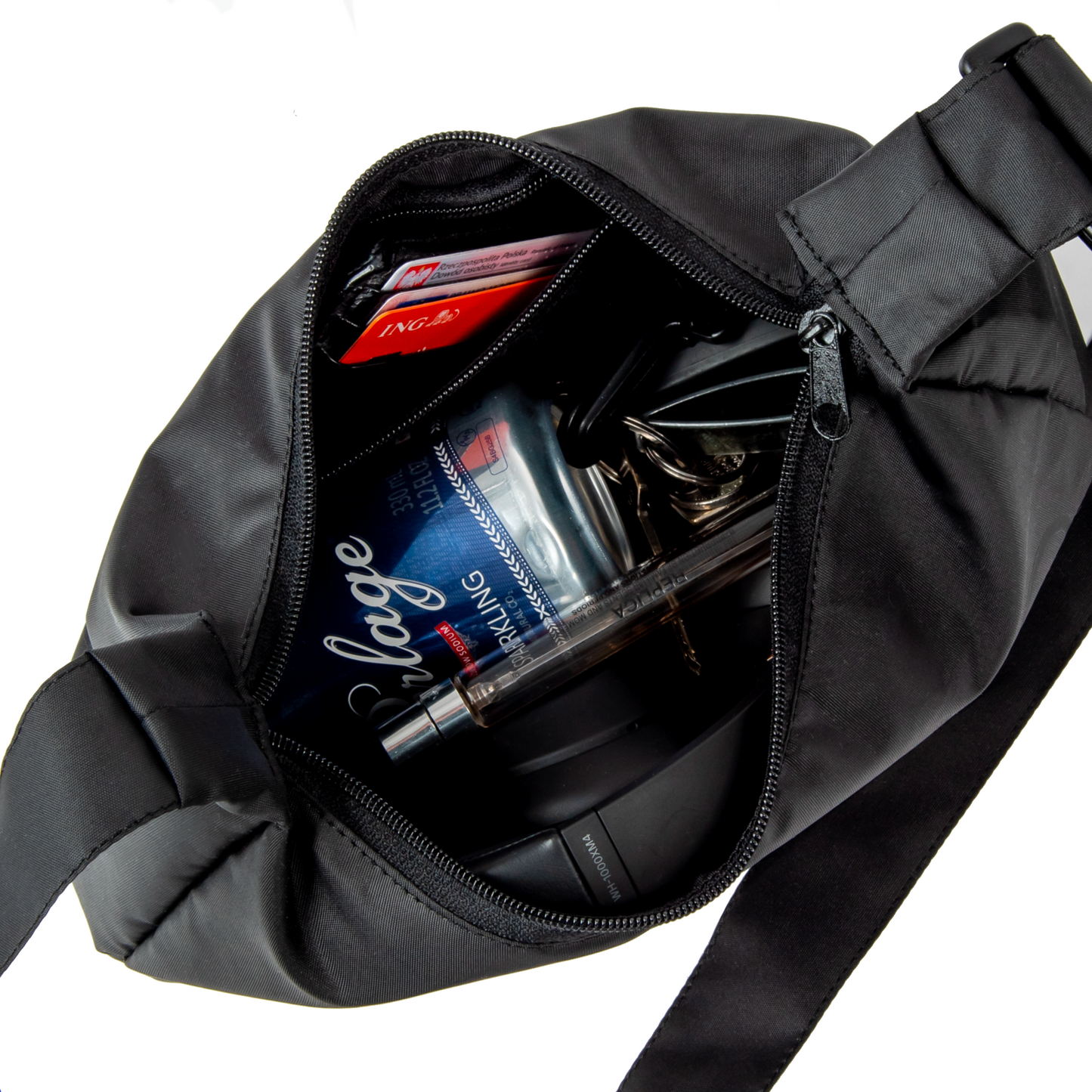 BLACK MOON BAG - Functional and Waterproof Crossbody Bag